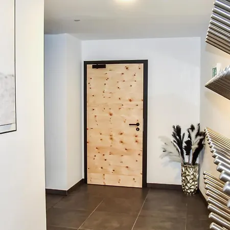 Lovely In With Sauna Apartment *